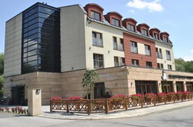 Zakliki Hotel